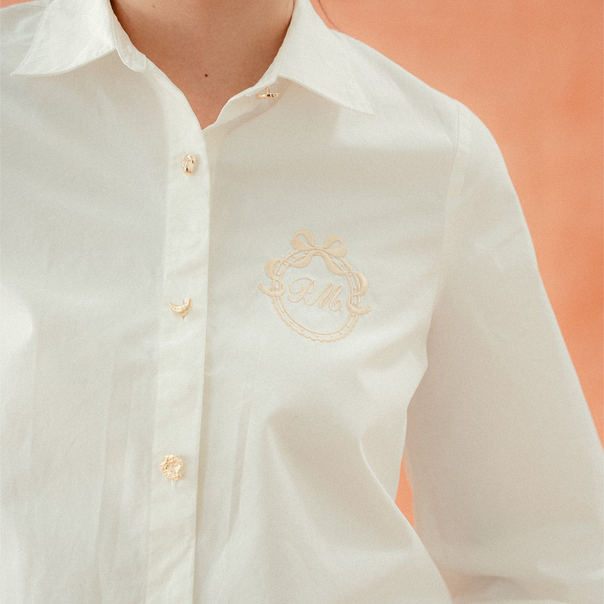 AmeliaCC Emb Shirt - Pale Blue