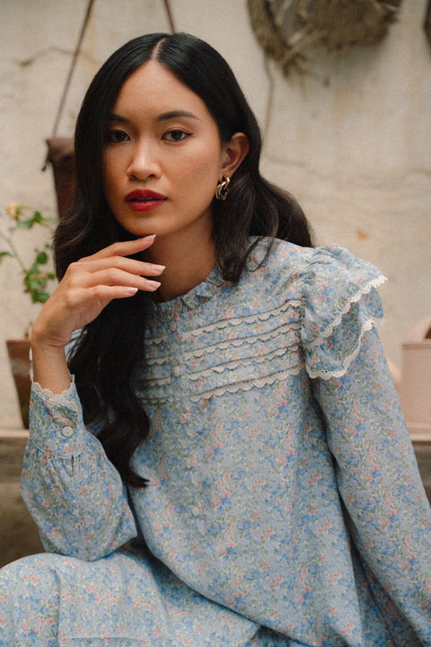 MAGGIE KURUNG IN FORGET-ME-NOT