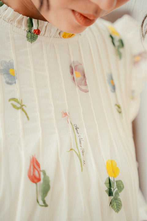 CLARA TOP IN SUMMER