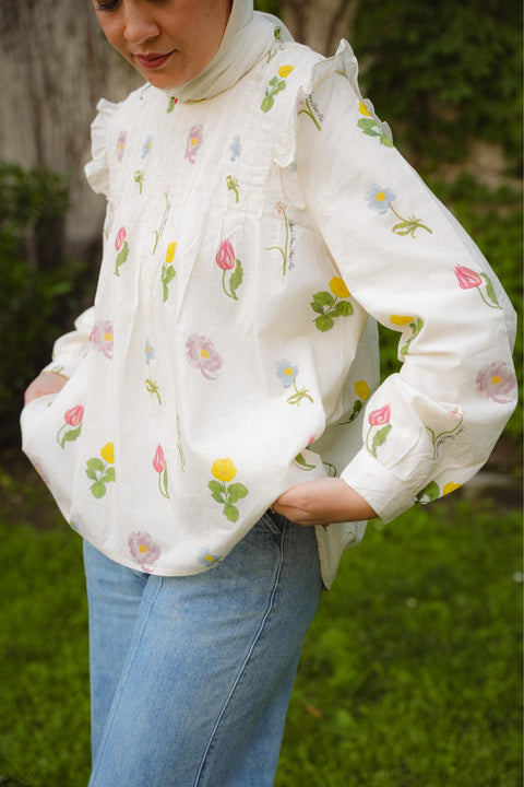 CLARA TOP IN SUMMER