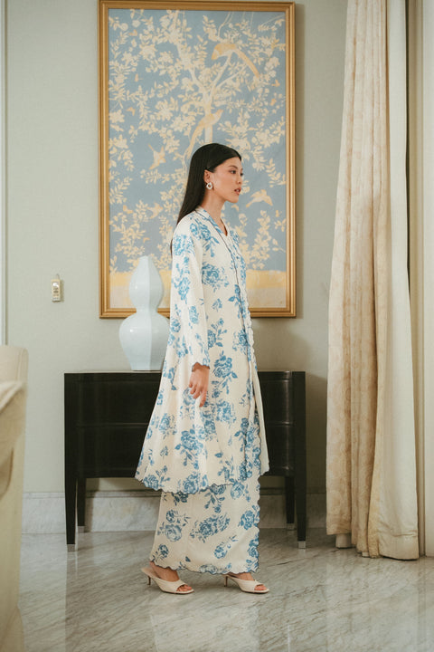 AZIZAH KEBARUNG IN CORNFLOWER