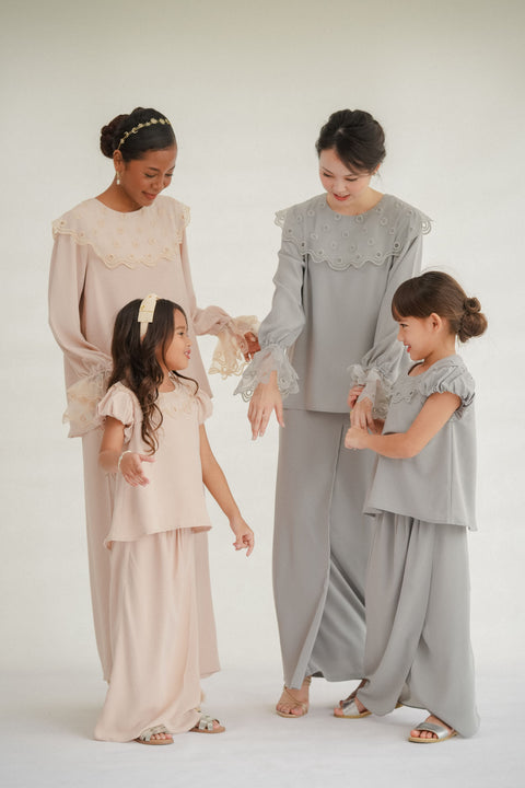 AVA KURUNG IN BLUSH