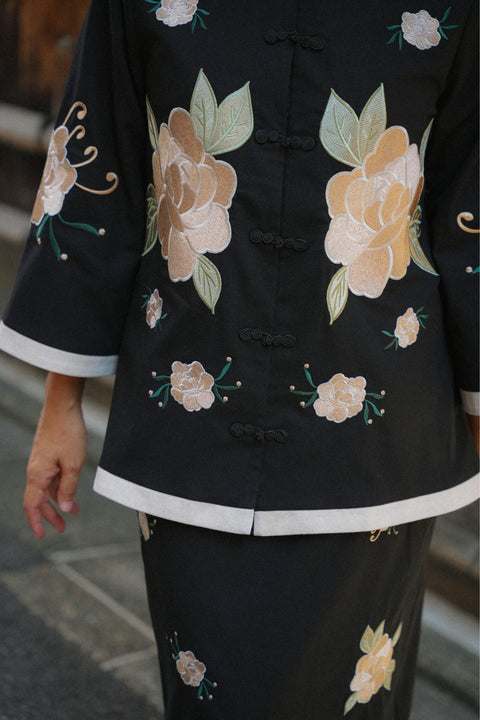 MAJORELLE KURUNG IN MIDNIGHT FLORAL
