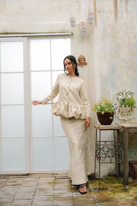FLORIAN KURUNG IN ANTIQUE WHITE