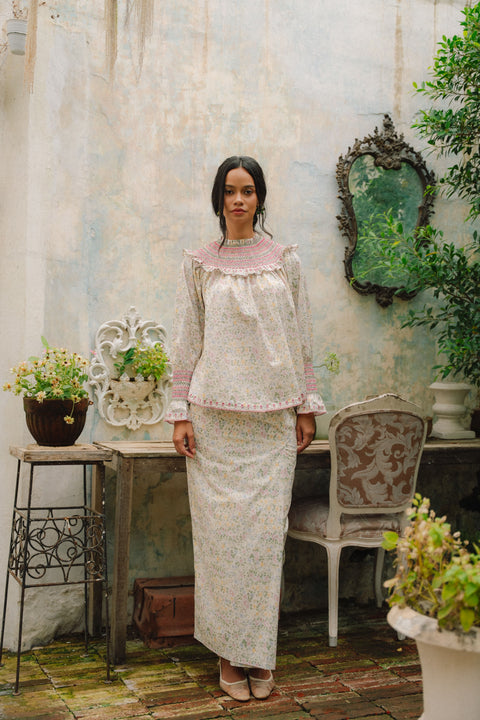 CARO KURUNG IN MIDSUMMER