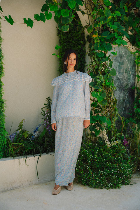MAGGIE KURUNG IN FORGET-ME-NOT