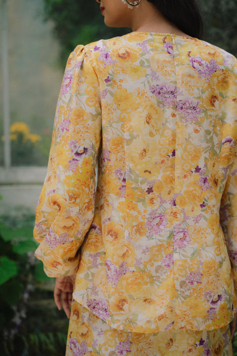 ROSALIND SET IN PRIMROSE