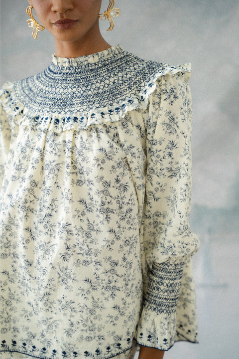 CARO KURUNG IN SERENATA