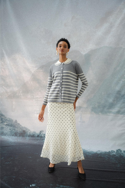 EMILIA CARDI IN DOVE