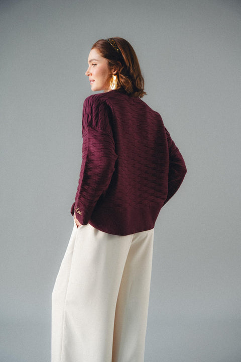 NUVOLA KNIT SWEATER IN CASSIS
