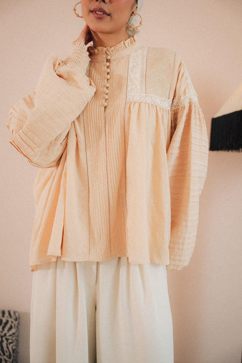 CAPUCINE BLOUSE IN CHAMPAGNE