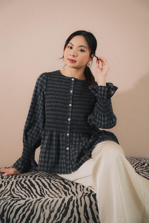 BOWEN SMOCKED BLOUSE IN NAVY TARTAN