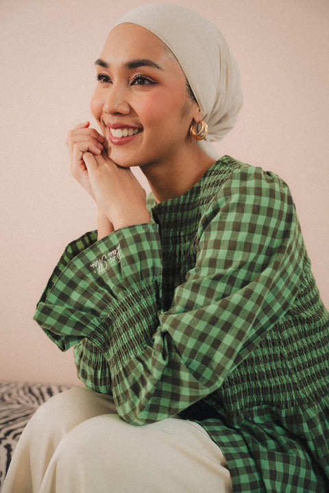 BOWEN SMOCKED BLOUSE IN GREEN TARTAN