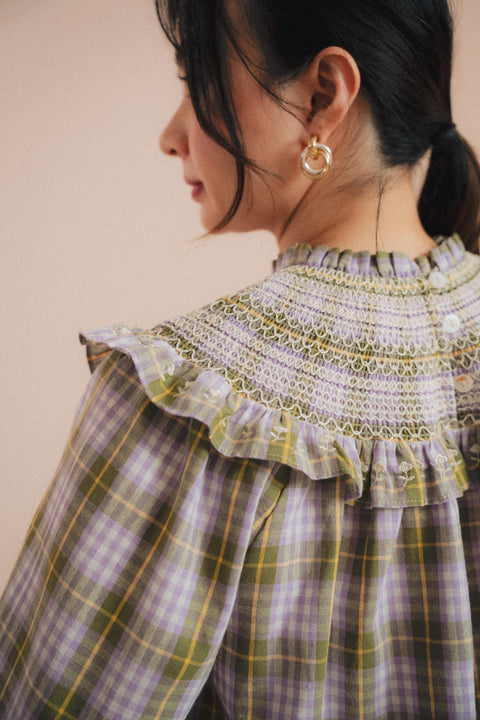 CARO KURUNG IN VIOLETTA