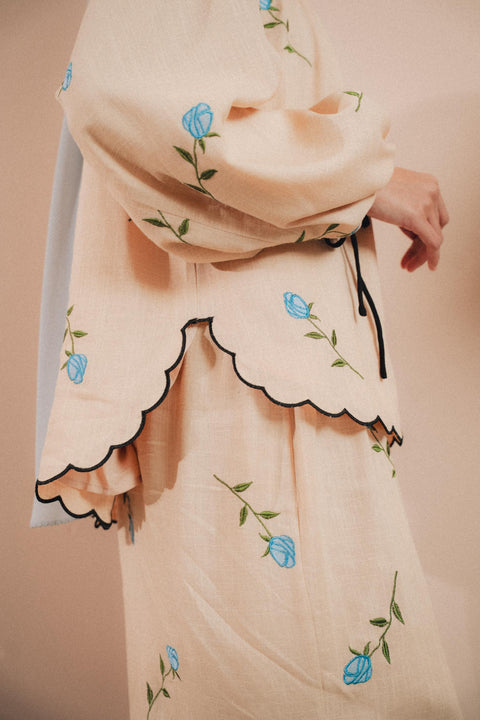 LYLA KURUNG IN BRIAR ROSE