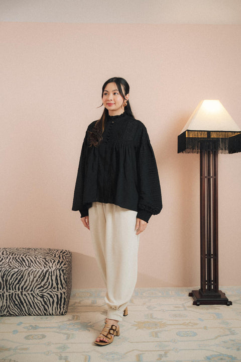 CAPUCINE BLOUSE IN NOIR