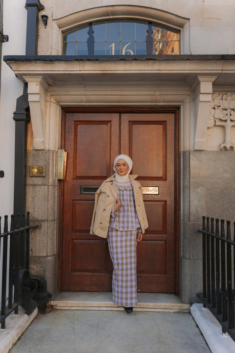 CARO KURUNG IN VIOLETTA