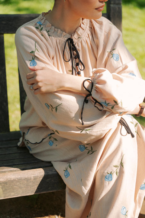 LYLA KURUNG IN BRIAR ROSE