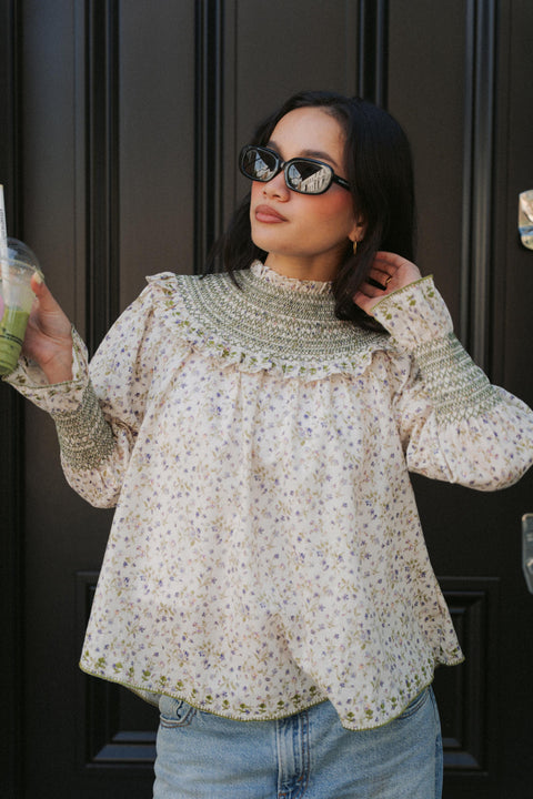 CARO KURUNG IN VERT FLEURI (ADULT)