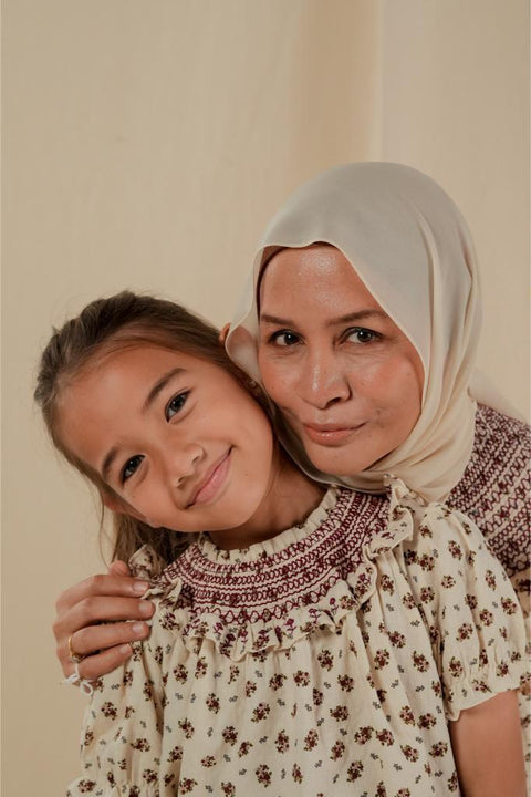 BEA KURUNG IN BURGUNDY FLORAL