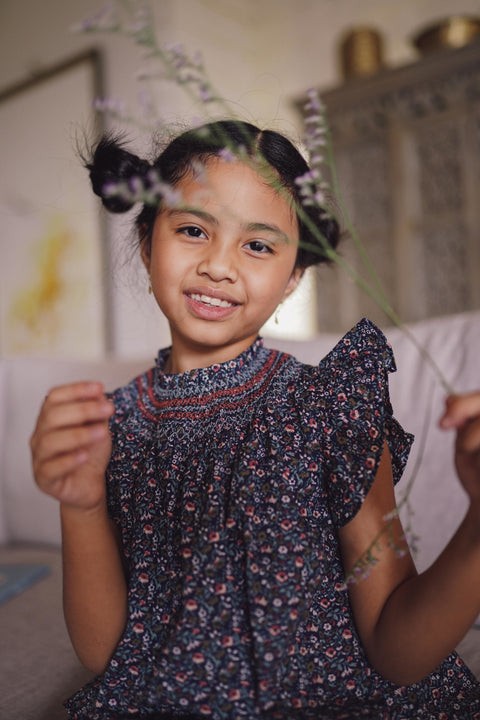 POPPY KURUNG IN NAVY FLORAL