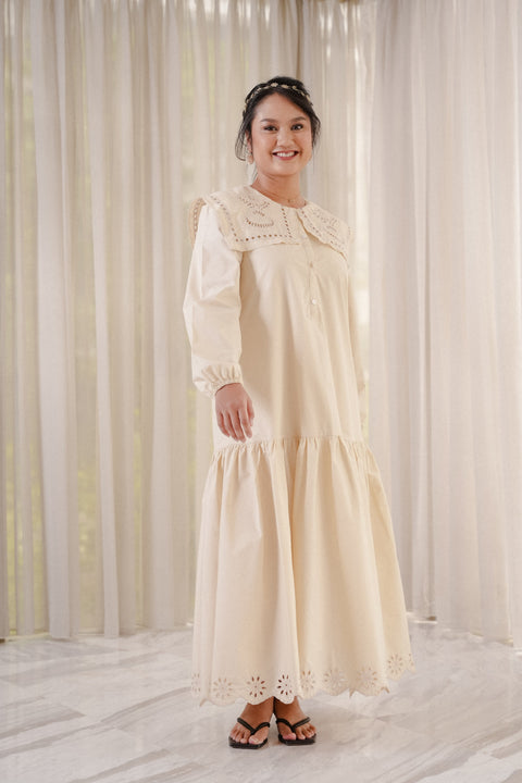 COLETTE DRESS IN SAND