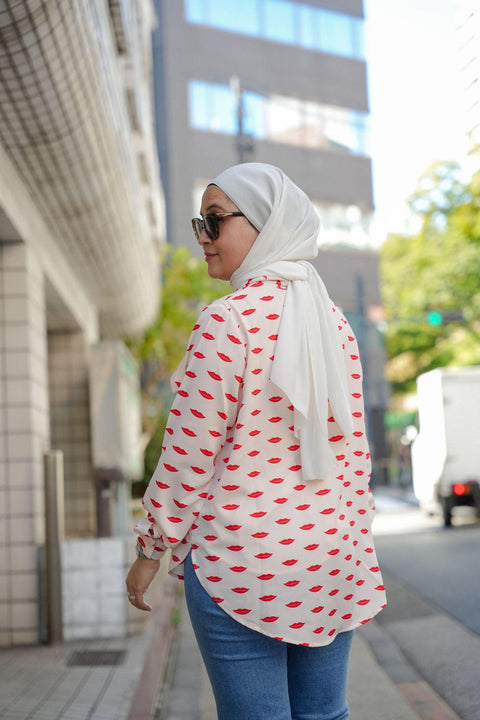 LIP PRINT BLOUSE