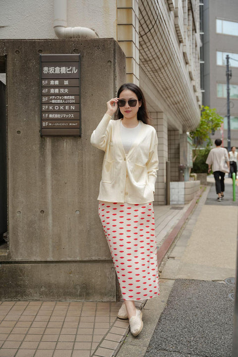 CLASSIC CARDI IN ECRU
