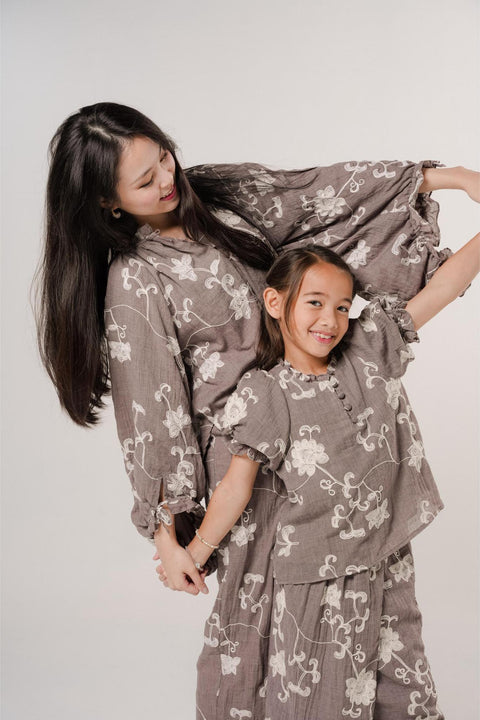 ESME KURUNG IN GREY