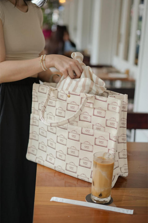 PETIT MOI TOTE BAG IN CLASSIC MONOGRAM