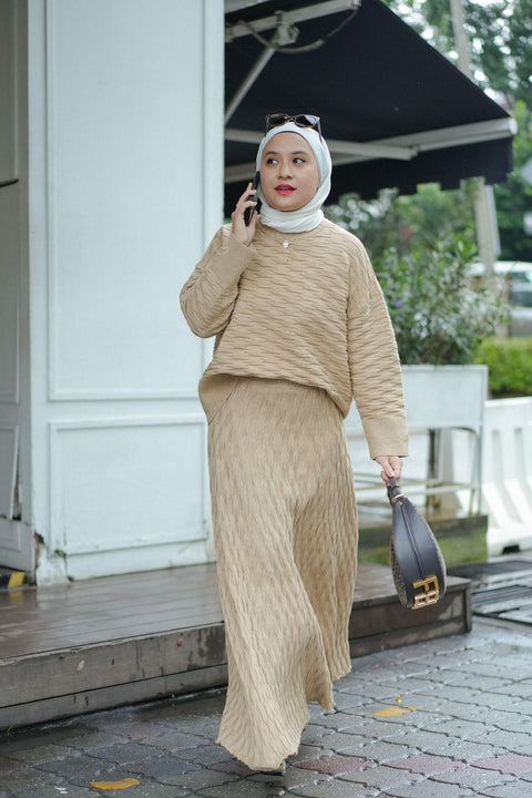NUVOLA KNIT SKIRT IN CAPPUCCINO