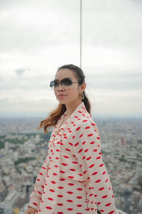 LIP PRINT BLOUSE