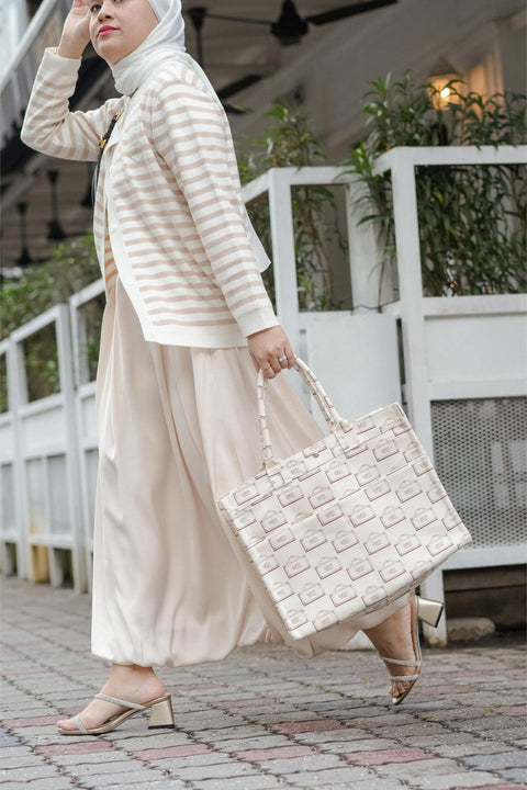 PETIT MOI TOTE BAG IN CLASSIC MONOGRAM