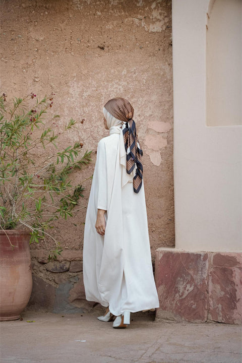 NAHLA KAFTAN IN PEARL
