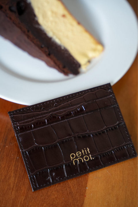 PETIT MOI CARDHOLDER IN ESPRESSO