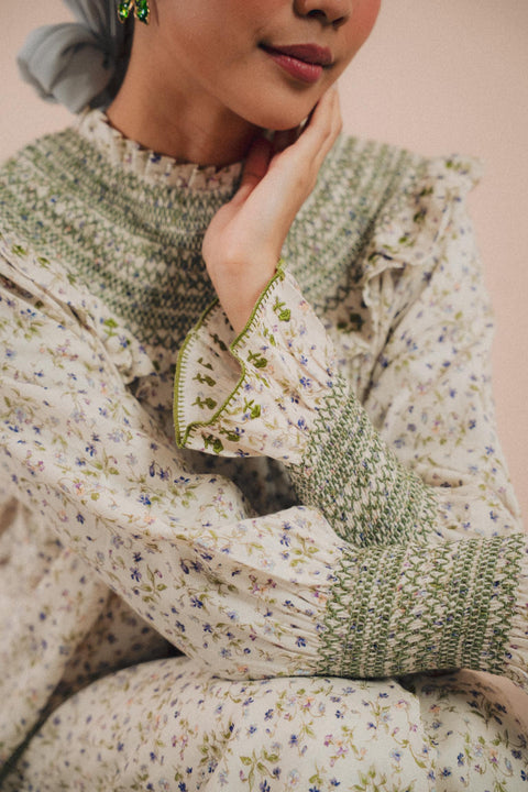 CARO KURUNG IN VERT FLEURI (ADULT)