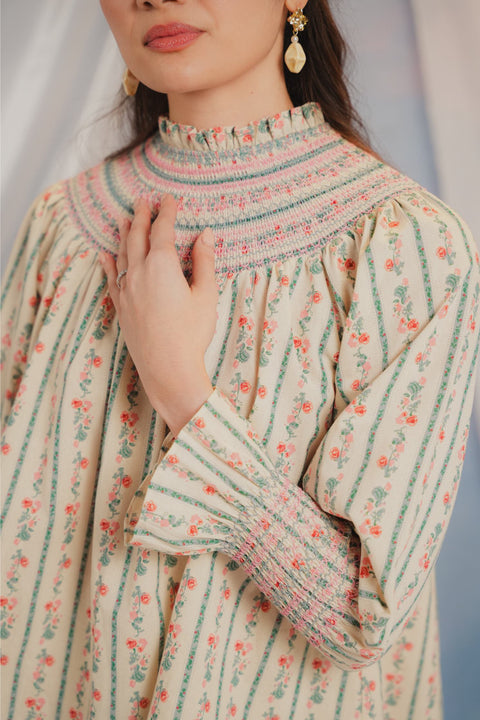 KATE KURUNG IN ROCOCO