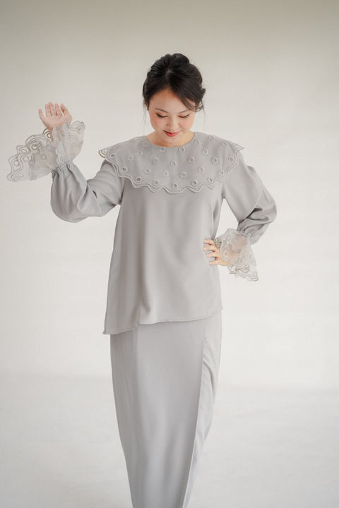 INES KURUNG IN MOONSTONE