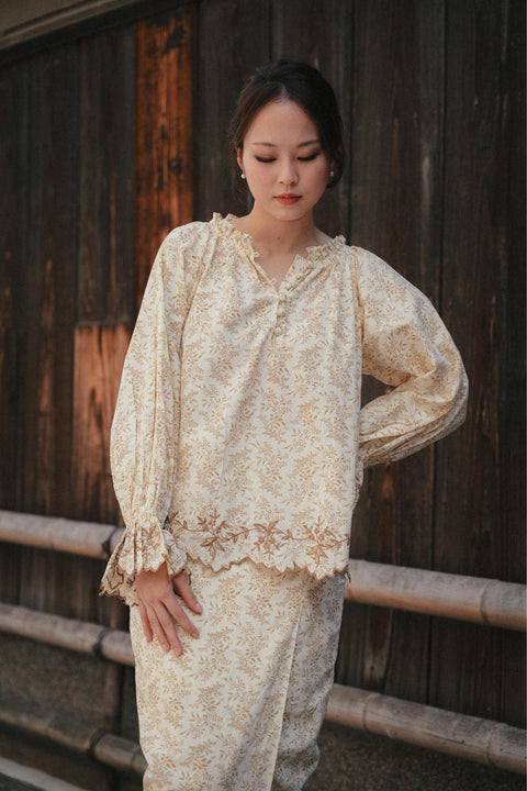 AKIKO KURUNG IN BRONZE