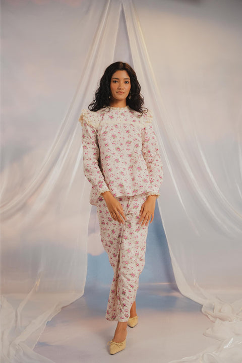 NAJAT KURUNG IN BURGUNDY FLORAL