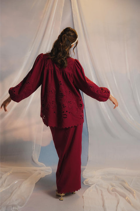 VENUS KURUNG IN BURGUNDY