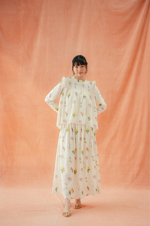CLARA TOP IN SUMMER