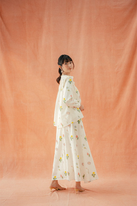 TULIPE SKIRT IN SUMMER