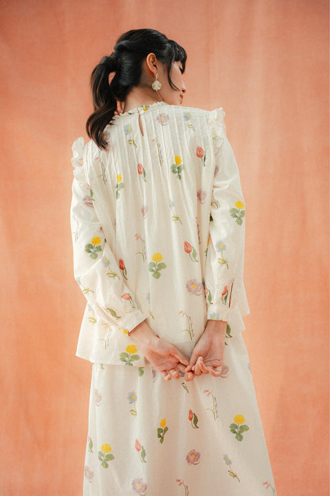 CLARA TOP IN SUMMER
