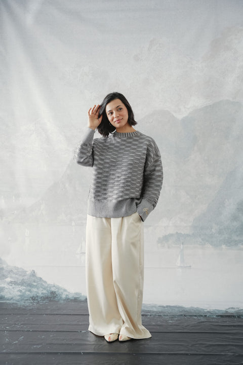 NUVOLA KNIT SWEATER IN LUNARE