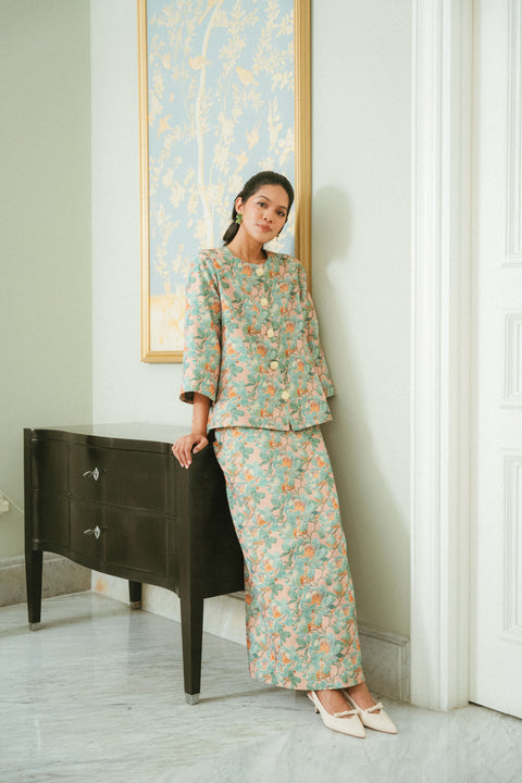 MAJORELLE KURUNG IN PEONY MIST