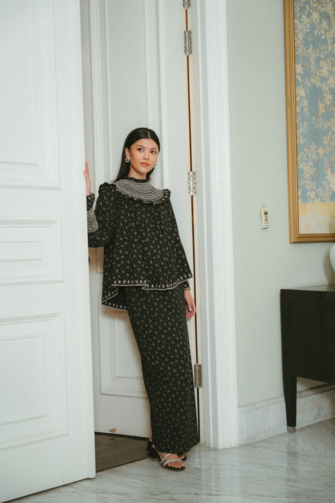 CARO KURUNG IN NOCTIFLORA