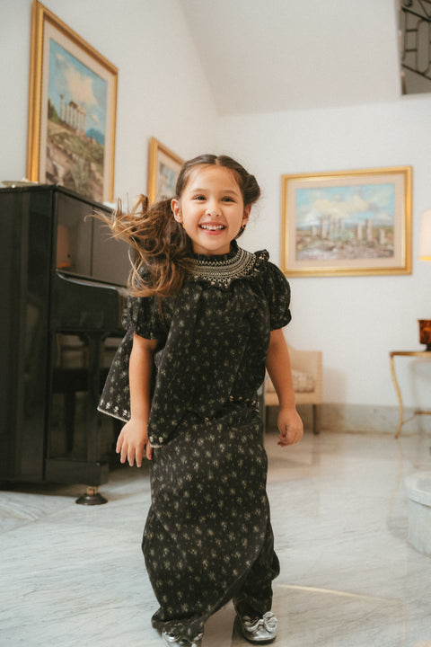 BEA KURUNG IN NOCTIFLORA