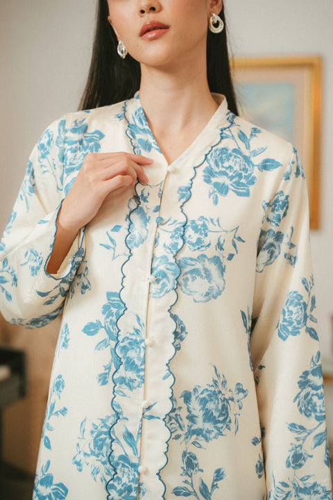 AZIZAH KEBARUNG IN CORNFLOWER