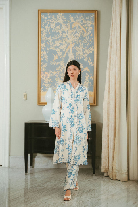 AZIZAH KEBARUNG IN CORNFLOWER